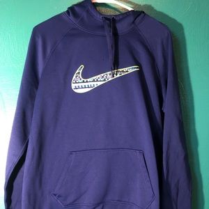 Nike Women’s Therma Fit Pullover Large